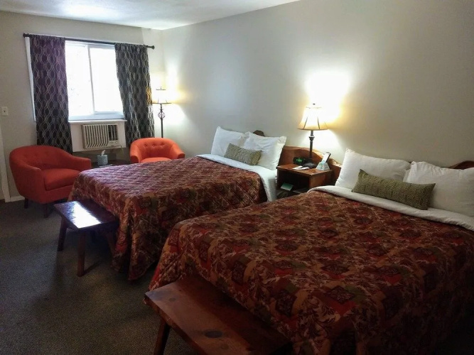The Lodge at West River