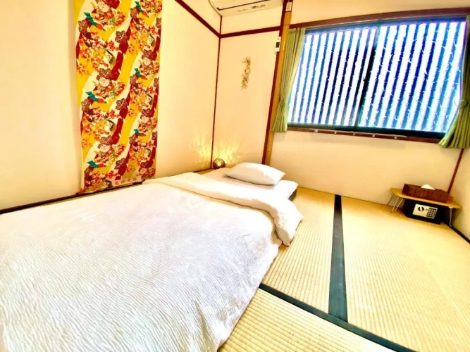 Standard Japanese-Style Room
