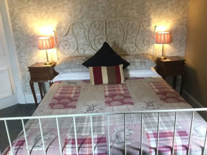 Ardmeanach House