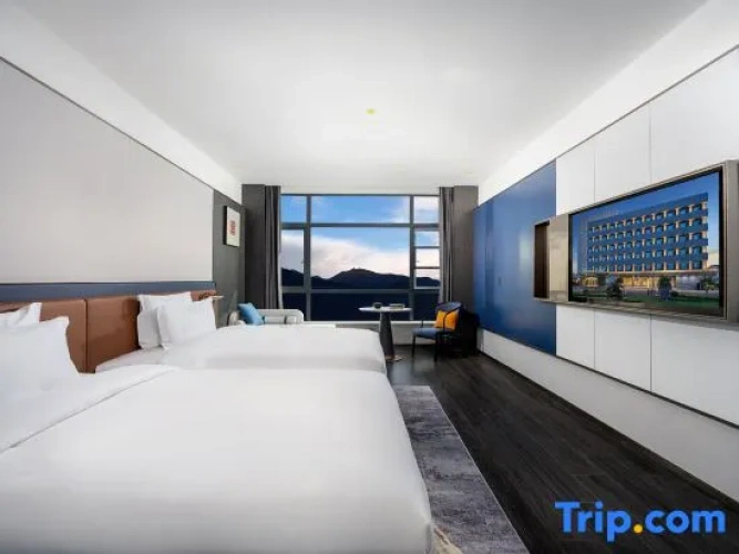 Standard Twin room with mountain view