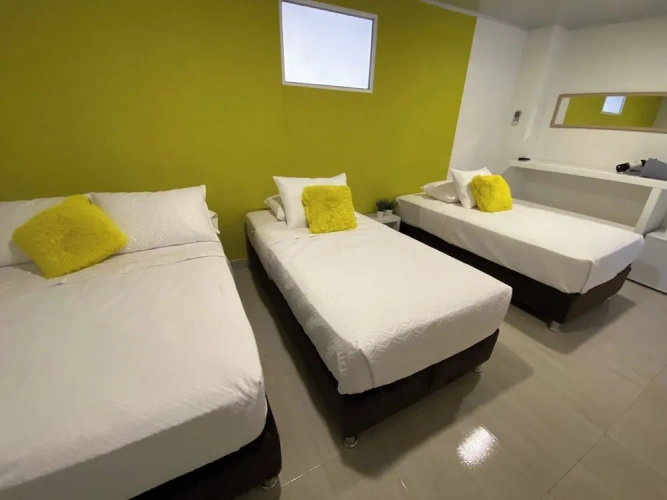 Standard Triple room