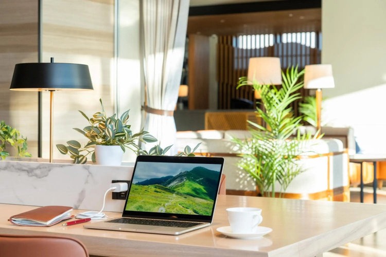 Aqa Hotel Premium