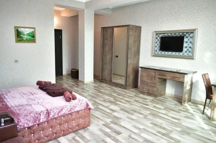 Standard Suite