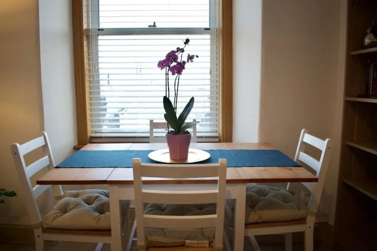 Newly Refurbished Edinburgh Apartment