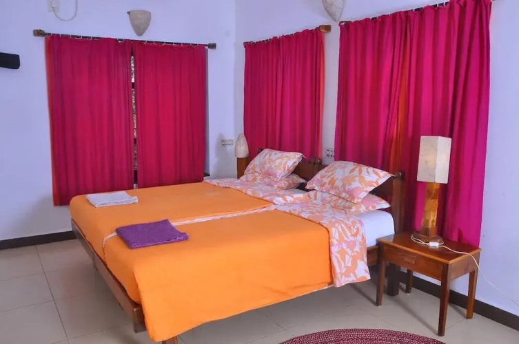 Inn Pondiville Forest Retreat