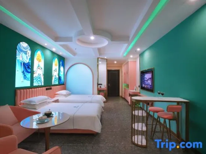 Premium Twin room