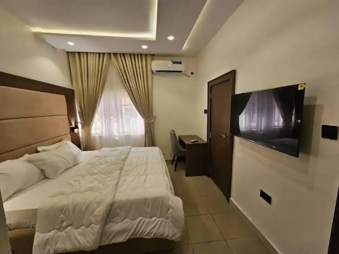 One90 Apartment