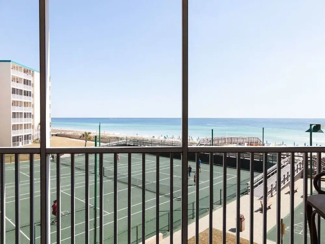 Gulf Shore Condo #306 - 1 Br condo by RedAwning