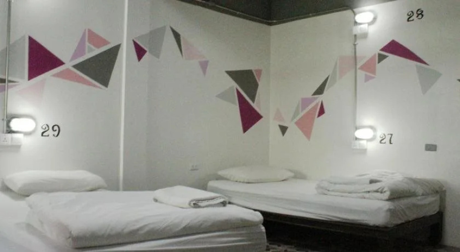 Bodega Phuket Party Hostel - Adults Only