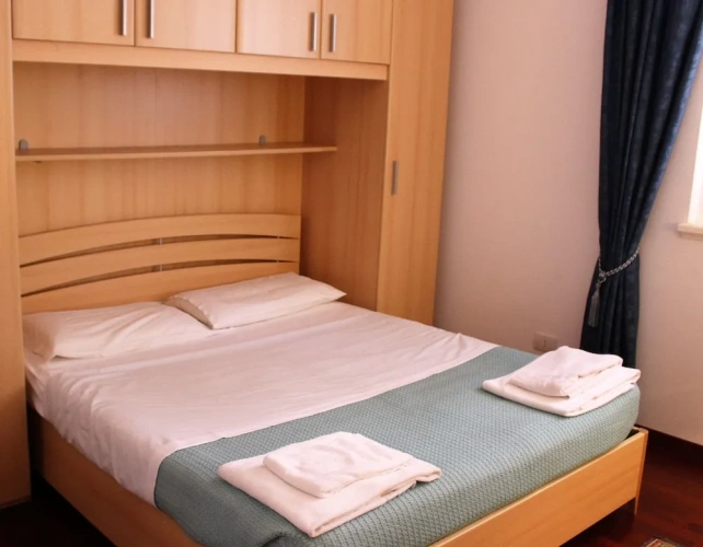 1 Bedroom Apartment with lake view