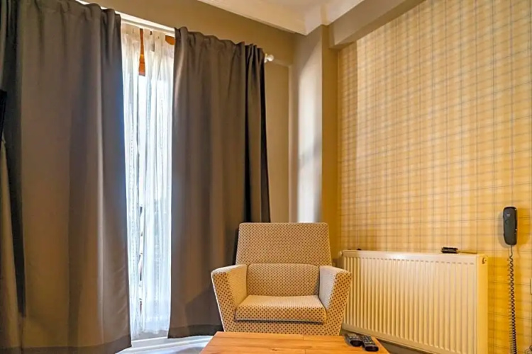 Maidos Hotel & Suites