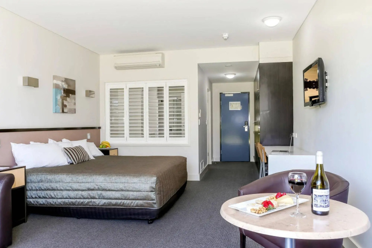 Macquarie 4 Star