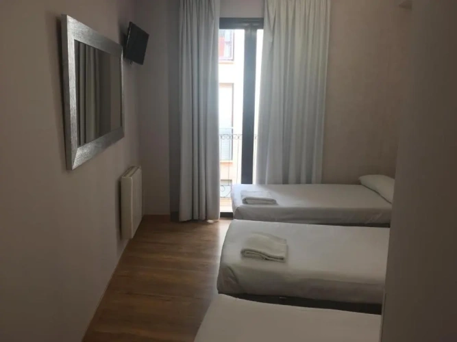 Standard Triple room with balcony and with view