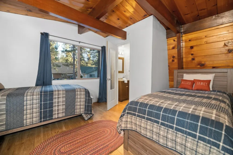 The Cozy Bear Cabin