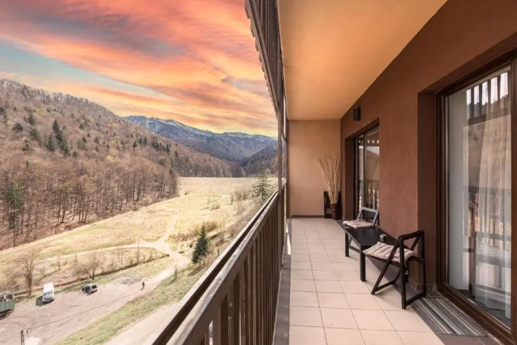 Apartment with balcony