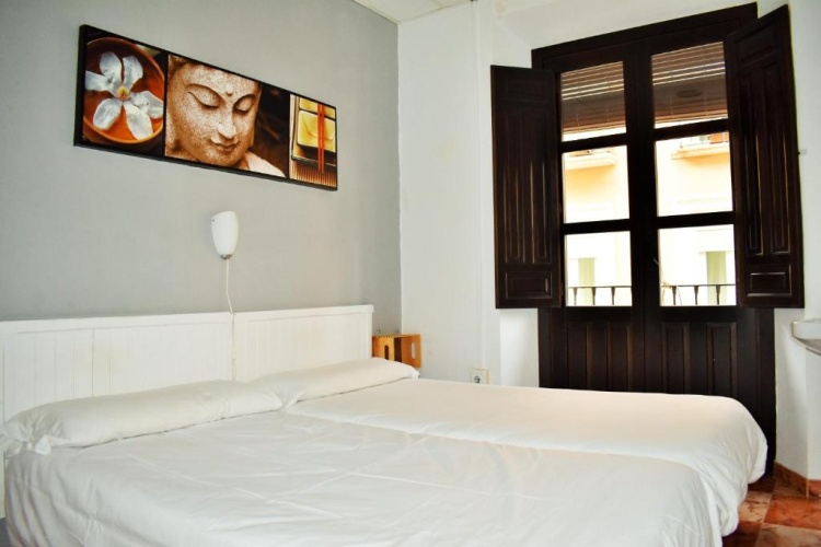 Standard Double room with city view