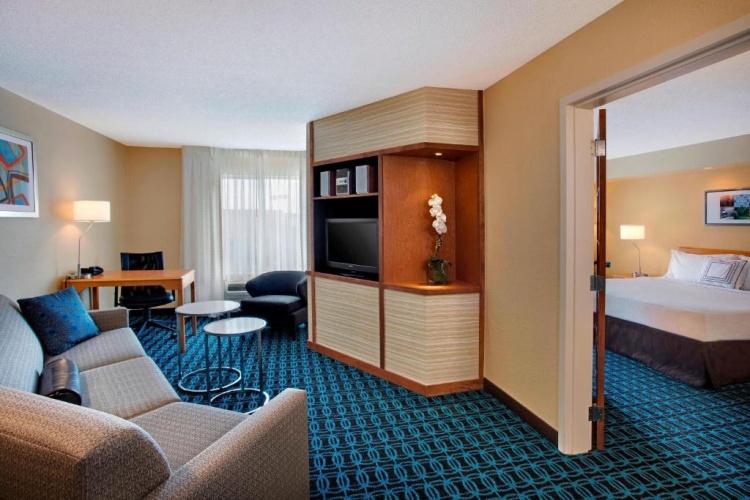 1 Bedroom Suite
