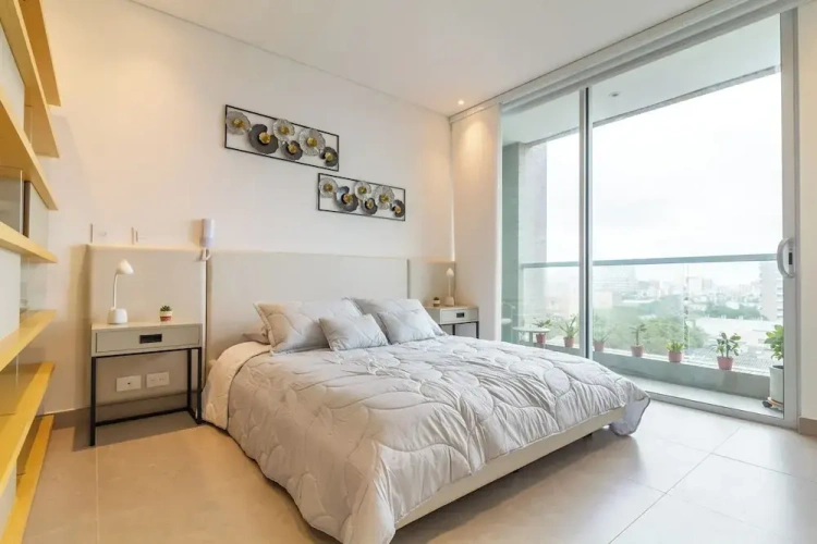 Suite with balcony