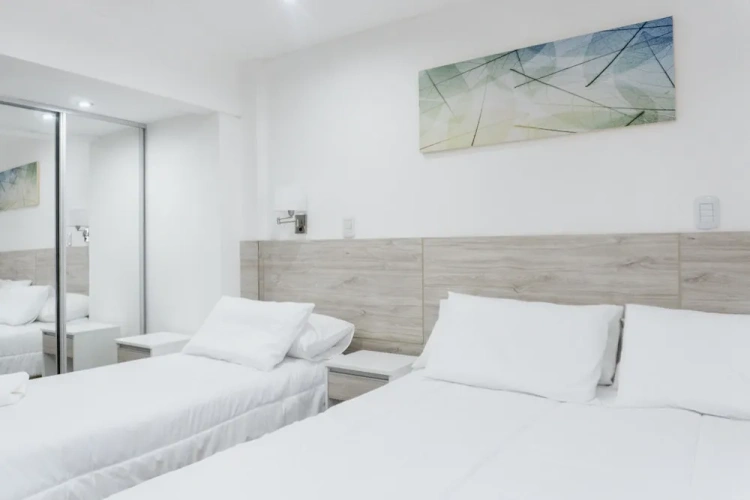 Standard Triple room