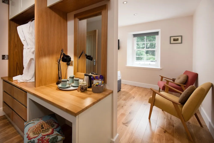 Mill House - self catering sleeps 10