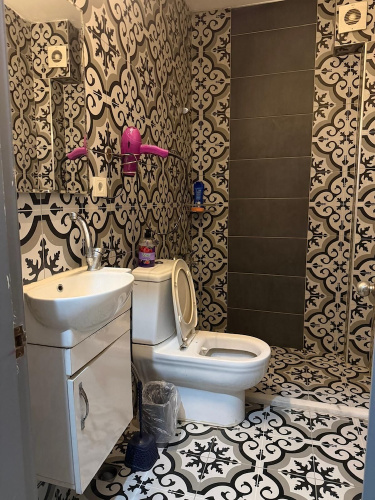 Safi̇r House