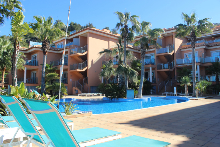 Flamingo Hills