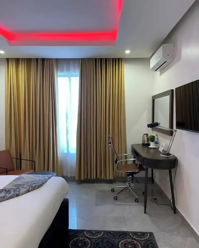 Ted G Hotel