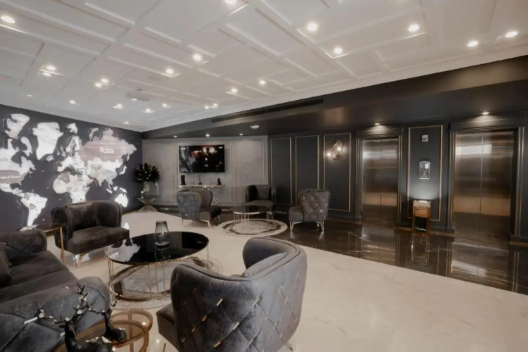 Nishan Hotel