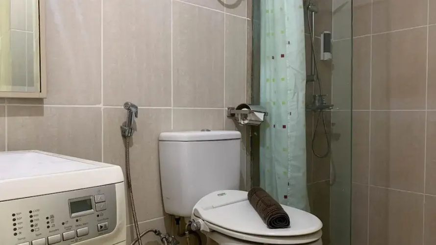 Cozy And Comfort 1Br At Mt Haryono Square Apartment