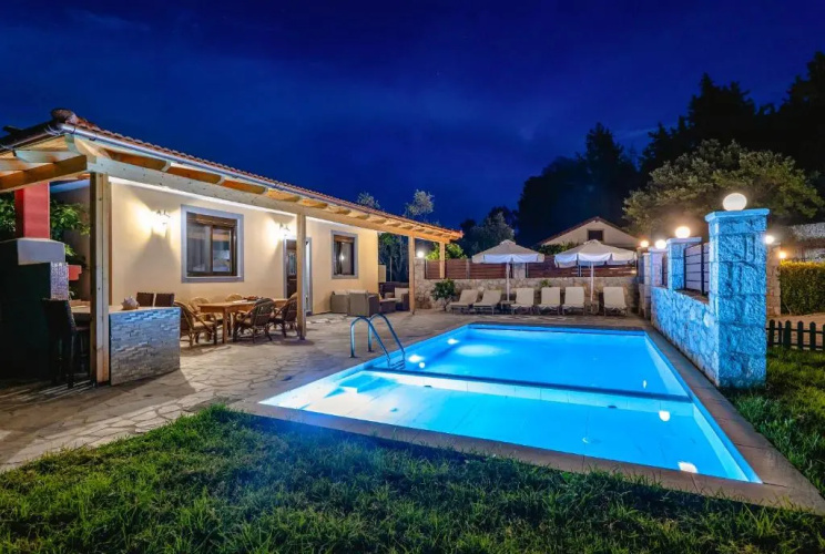 Villa Rafaella2