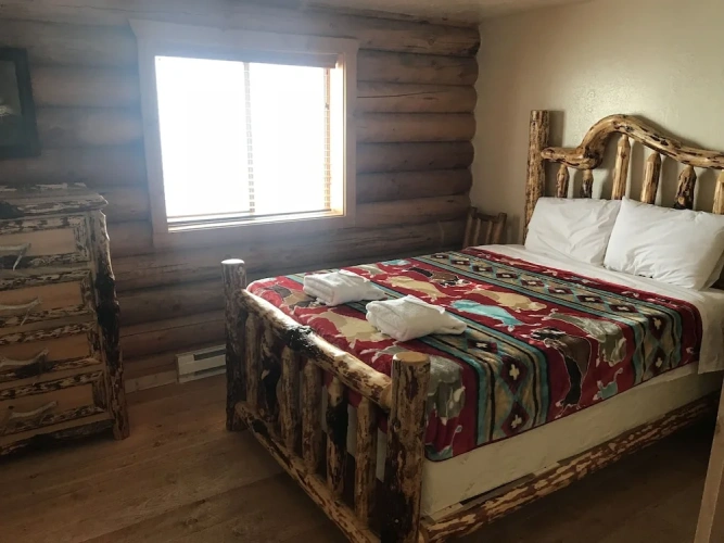 Standard Quadruple Suite with mountain view