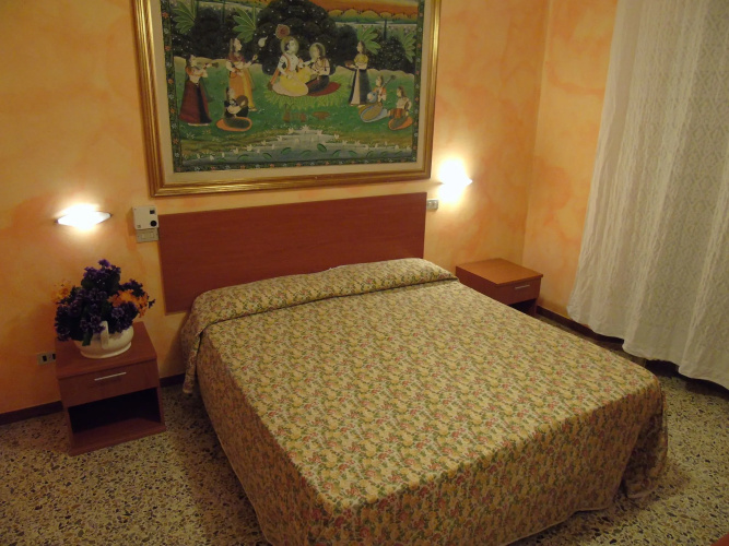 hotel arno