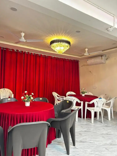 7Cr Hotel
