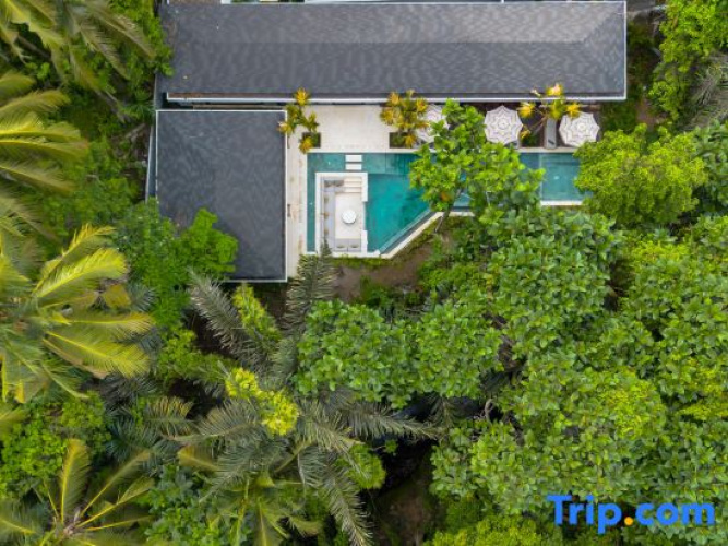 Villa Lumen by BaliSuperHost