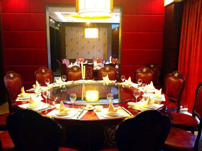 Kunshan Dianshan Lake Century Hotel
