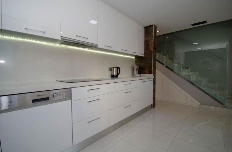 3 Bedrooms Cottage