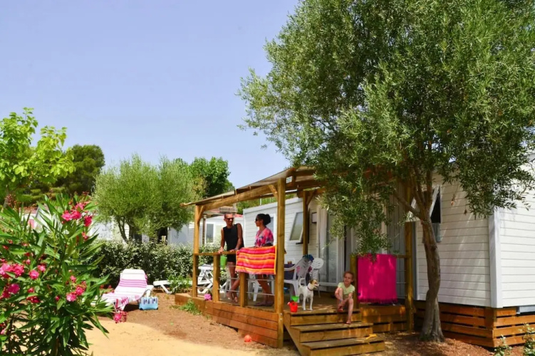 Mobile Home in Bessan With Terrace