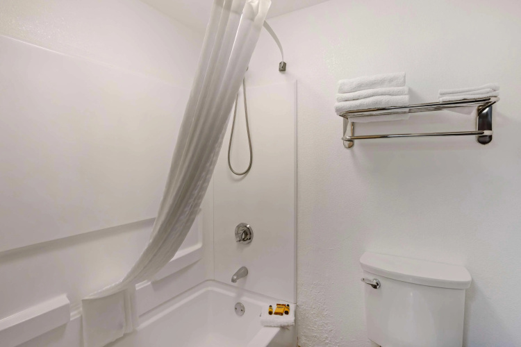 Best Western Plus Reading Inn & Suites photo 12