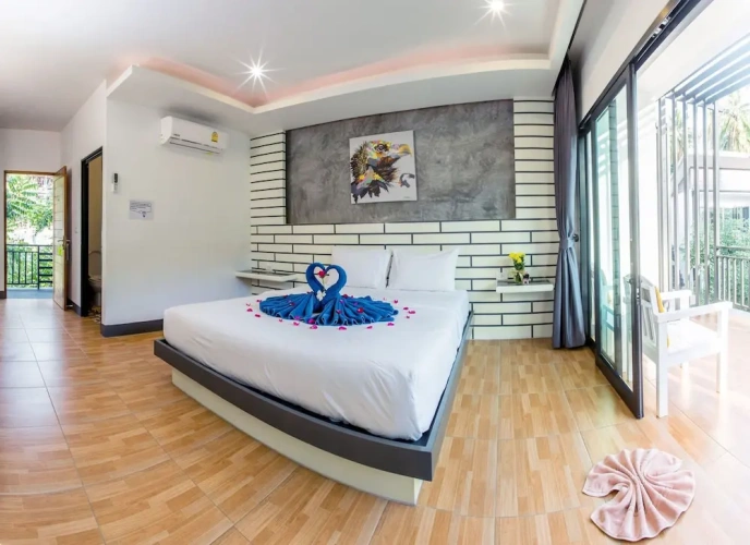 Superior Double room with balcony and with pool view