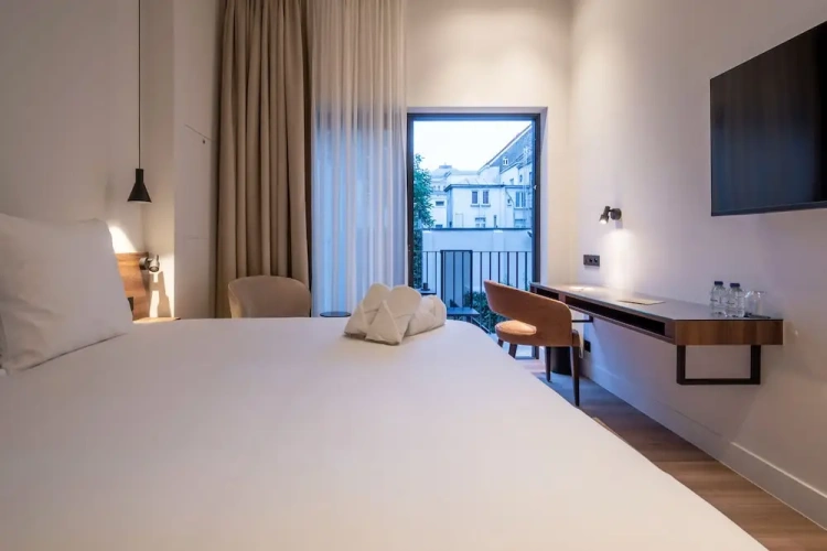 Standard Double room with balcony