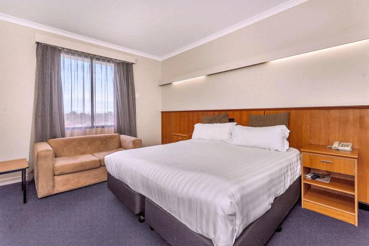 Metro Hotel Perth City