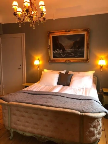 2 Bedrooms Double Suite