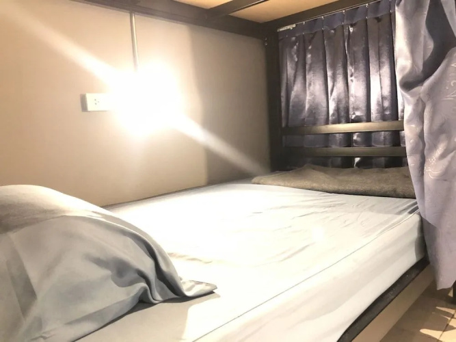 B168 Bed And More Hostel