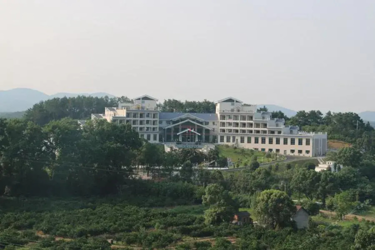 Weishui Holiday Inn