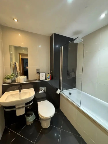 Sheffield 6th Floor City View Apartment