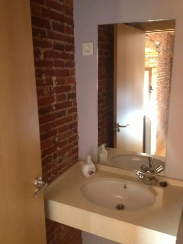 Apartamentos Emilia Feo León Gótico