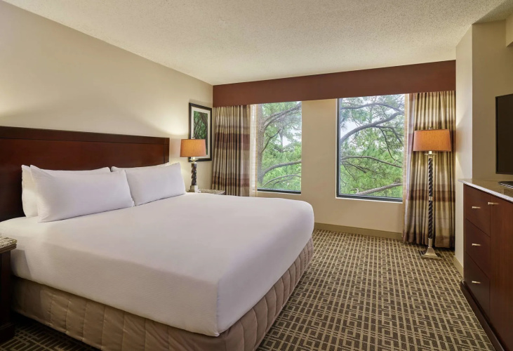 DoubleTree by Hilton Houston Intercontinental Airport