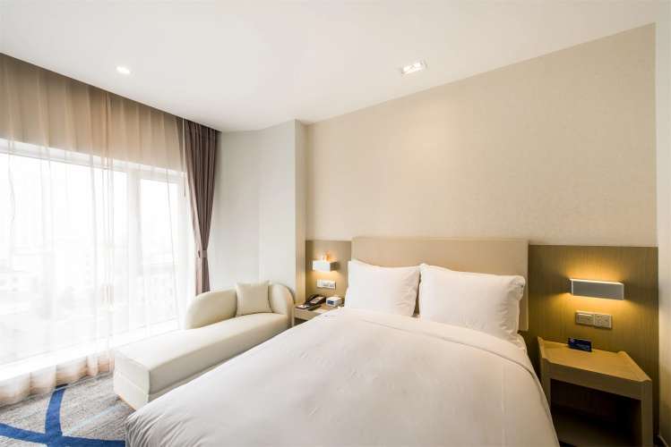 Holiday Inn Express Chengde Downtown