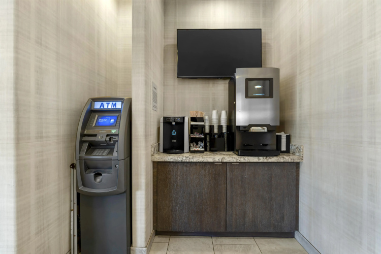 Best Western Plus Carriage Inn