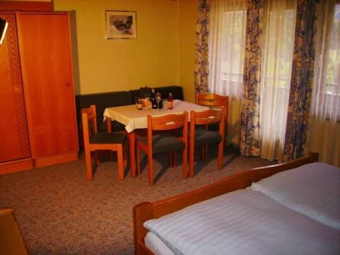 Caf-Hotel Perner